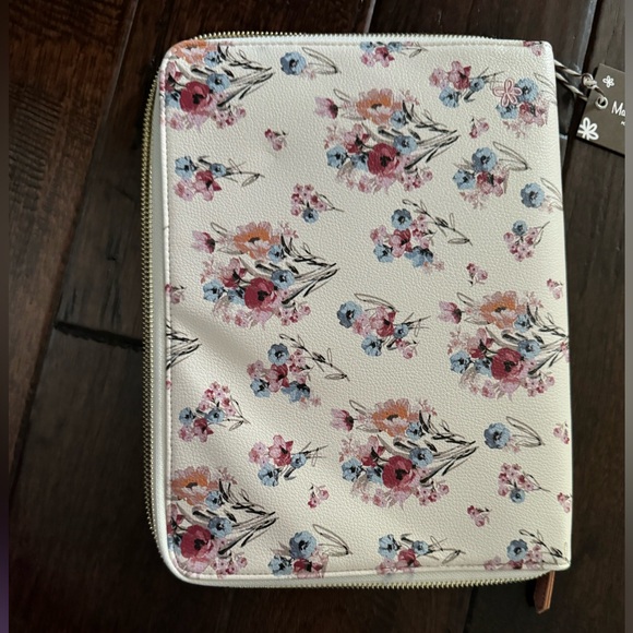 New On The Go Floral Tech Organizer - Matilda Jane - OS - Picture 3 of 3